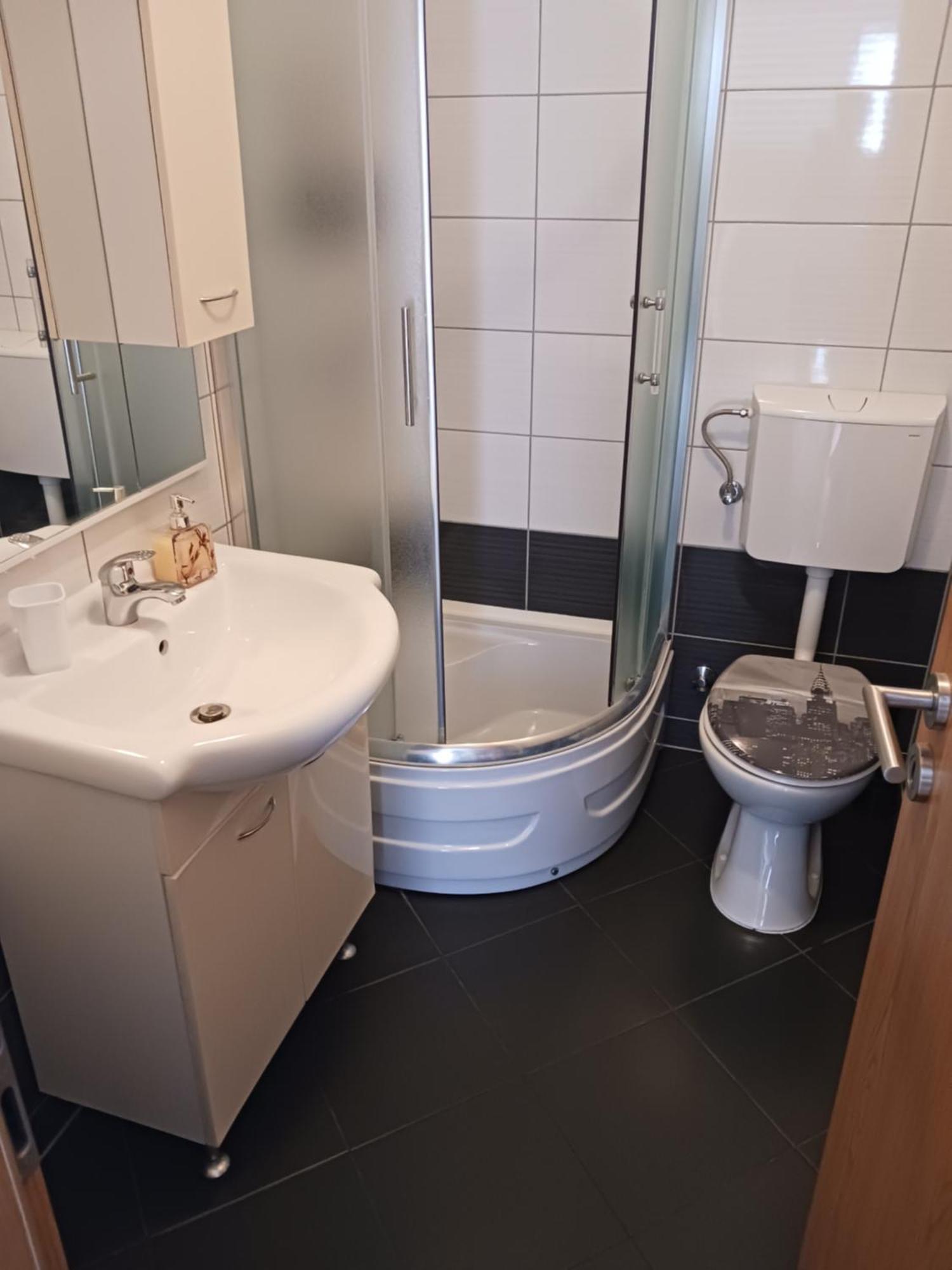Apartmani Petra Primošten Eksteriør billede